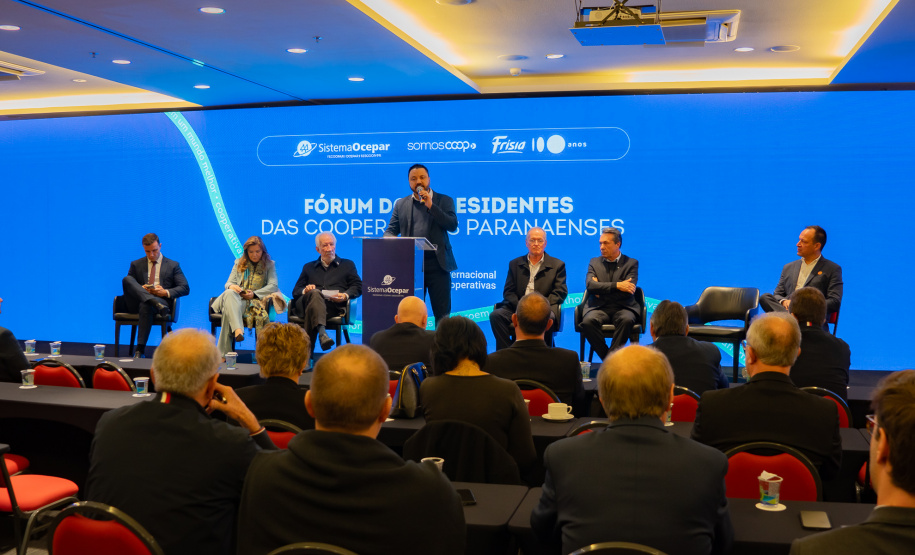 SEED - Paraná formaliza parceria para fortalecer cooperativas escolares em colégios agrícolas