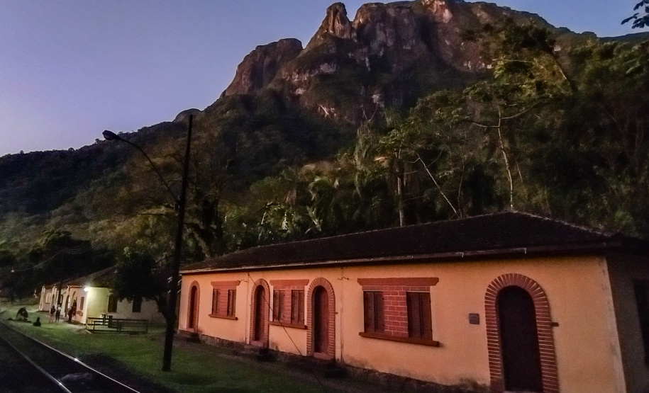 SEEC - Patrimônio e natureza em sintonia: ação educativa celebra a Serra do Mar no “Um Dia no Parque”