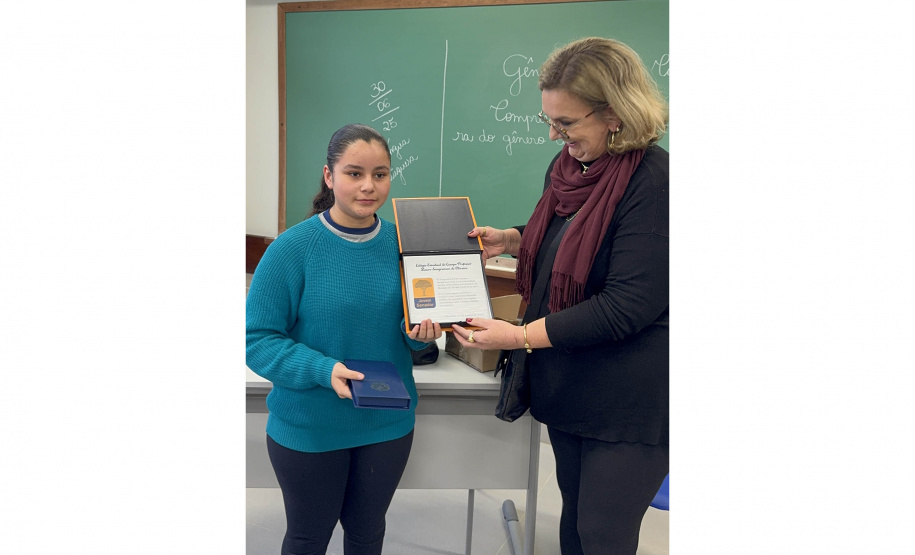 Aluna de Sengés é escolhida para representar o Paraná no programa Jovem Senador