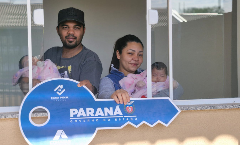 A Companhia de Habitação do Paraná concluiu a entrega de mais três módulos do Residencial Barcelona, com 68 moradias no total, nesta terça-feira (15) em Paiçandu.