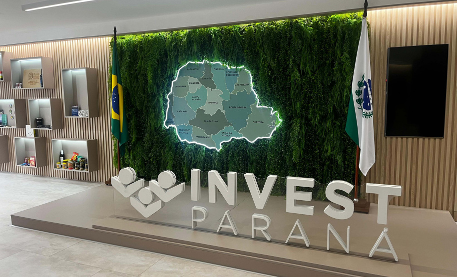 Invest Paraná atende em novo endereço no Centro de Curitiba