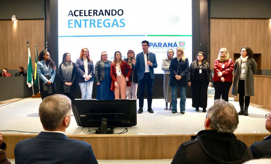 Programa Estadual de Pavimentação Sobre Pedras Irregulares