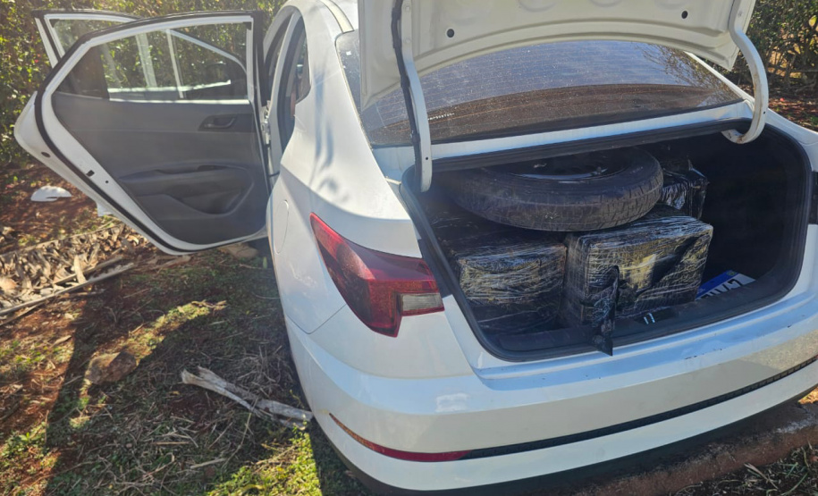 PCPR, PMPR e PRF interceptam veículo com 468 kg de maconha em ação integrada no Oeste