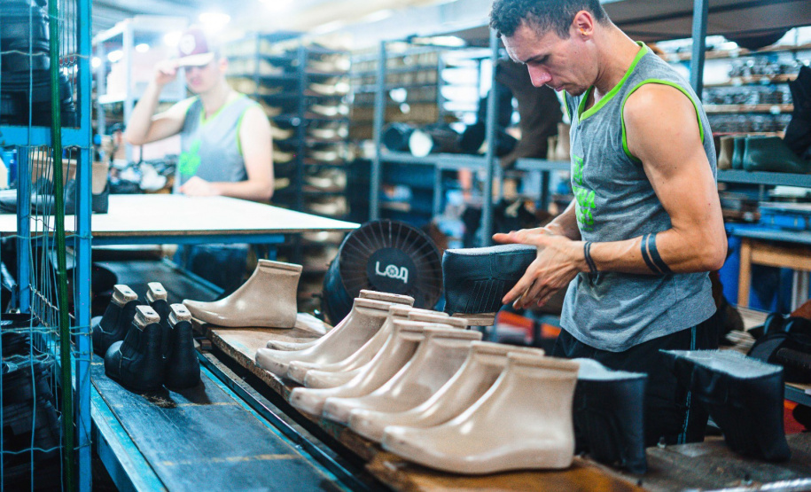Sapatos de proteção empurram crescimento da indústria de calçados no Paraná