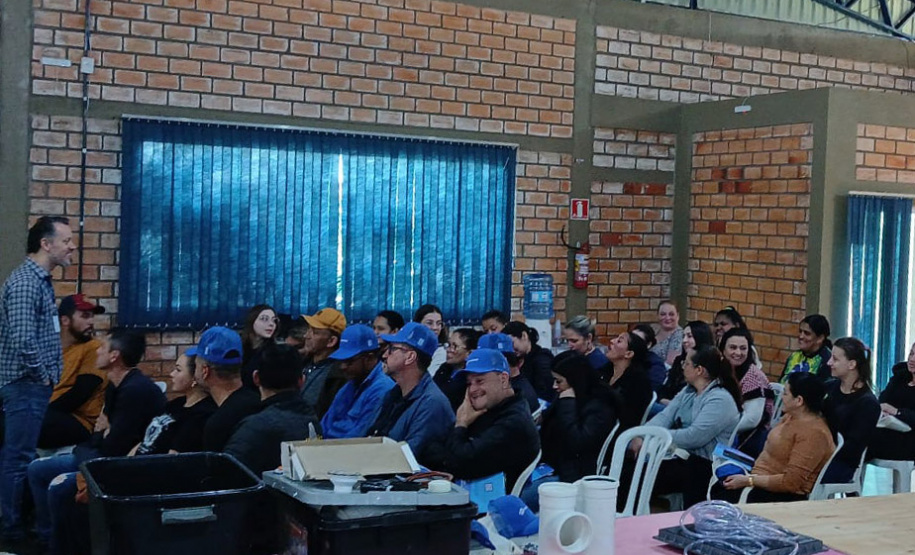 Sanepar ensina como fazer reparos nas instalações hidráulicas e ligação de esgoto