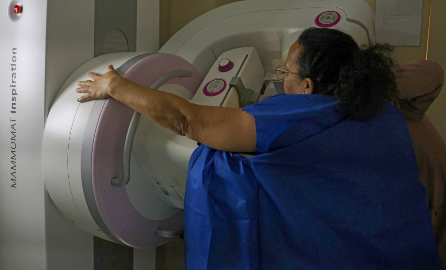 Sesa reforça importância dos cuidados no período da menopausa; SUS oferece consultas e apoio à saúde da mulher