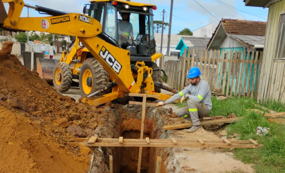 Sanepar amplia rede de esgoto e convida moradores para reunião