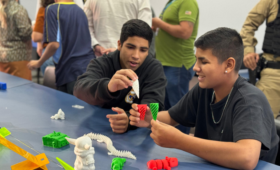 Carreta da Inovação leva tecnologia e ciência a Guarapuava e Ortigueira
