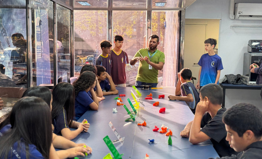 Carreta da Inovação leva tecnologia e ciência a Guarapuava e Ortigueira