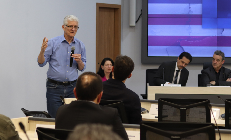 Governo vai ampliar medidas de auxílio a empresas afetadas por tarifas dos EUA