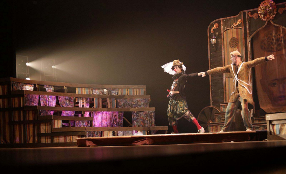 Dia da Pessoa Idosa: G2 Cia. de Dança Teatro Guaíra apresenta espetáculo “GAG” em Apucarana