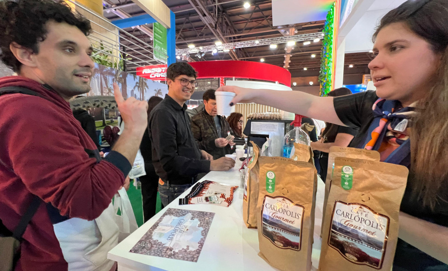 Estande recorde, gastronomia e coexpositores: Viaje Paraná participa de feira em Buenos Aires