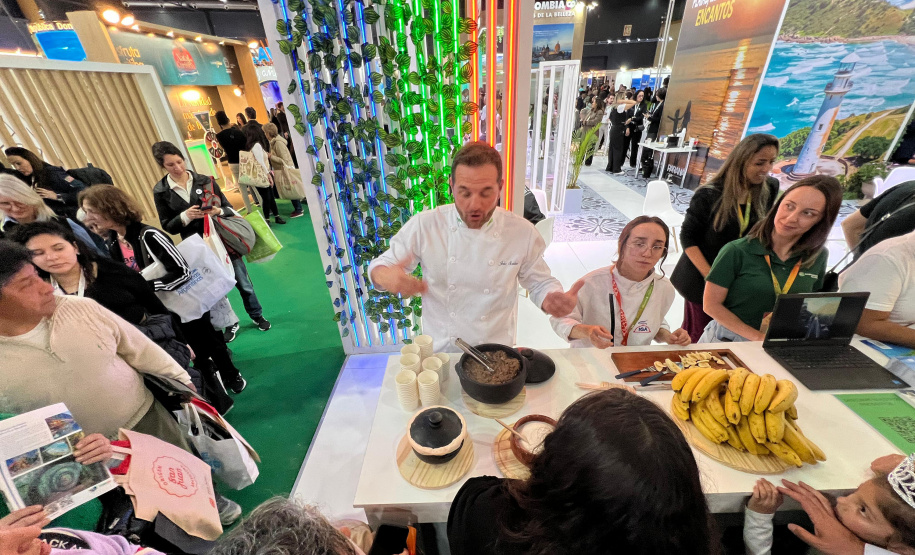 Estande recorde, gastronomia e coexpositores: Viaje Paraná participa de feira em Buenos Aires