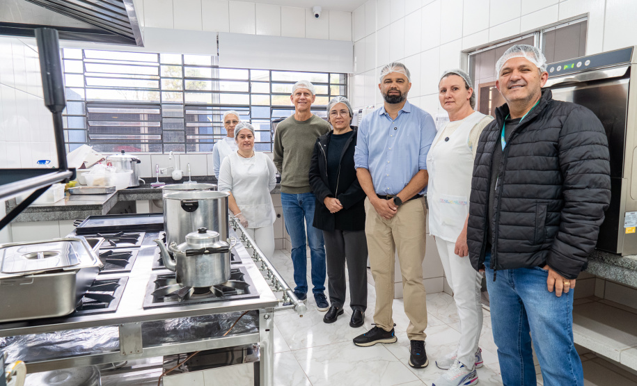 SEED - Projeto de modernização entrega lava-louças e novos equipamentos para cozinhas de escolas do Paraná