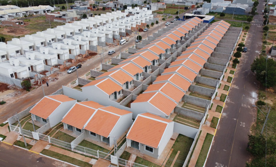 "COHAPAR - Entrega empreend. Residência das Colinas em Umuarama