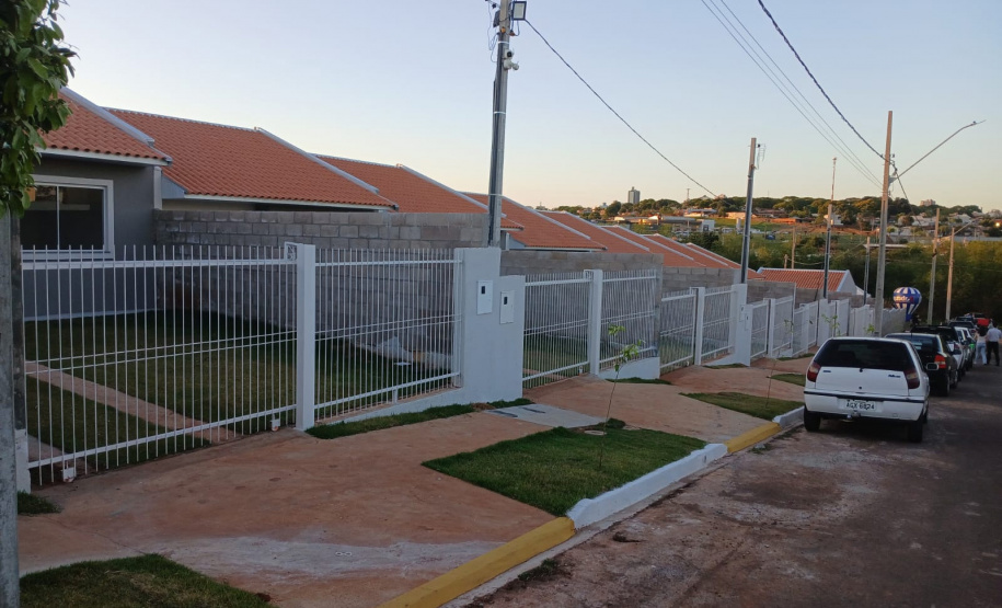 "COHAPAR - Entrega empreend. Residência das Colinas em Umuarama