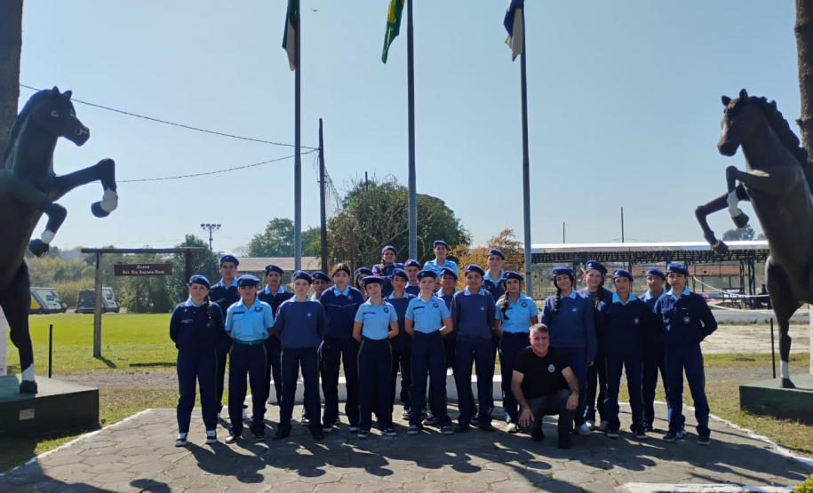 Colégios cívico-militares se preparam para desfiles de 7 de Setembro