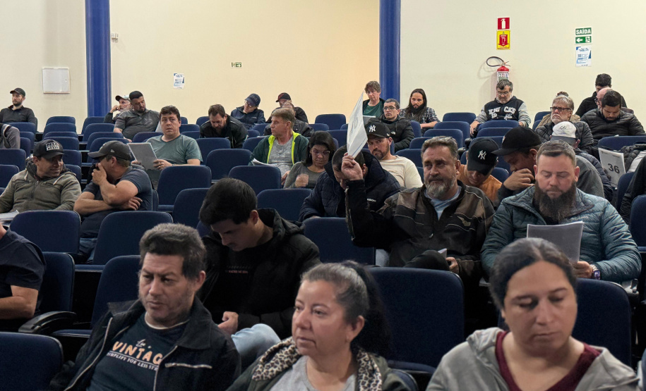 Detran-PR arrecada mais de R$ 4,8 milhões em leilões de veículos e materiais ferrosos