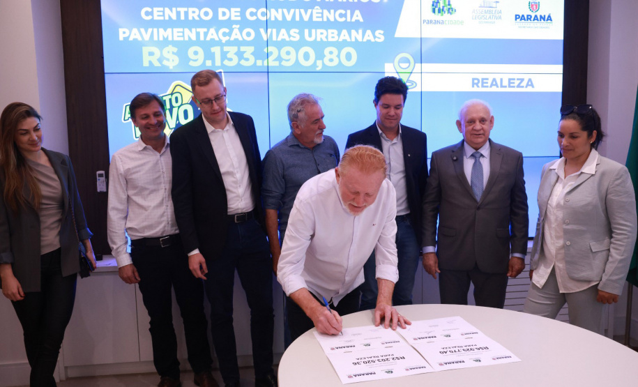 Governo do Estado autoriza mais R$ 123 milhões em licitações para doze municípios