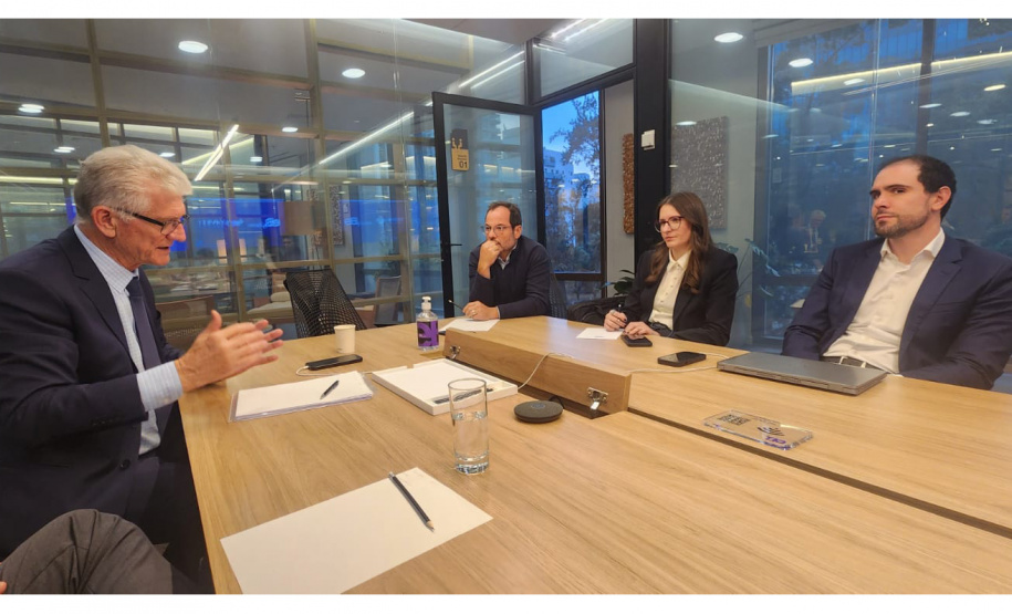 SEFA - Paraná apresenta proposta de fundo soberano para bancos em São Paulo