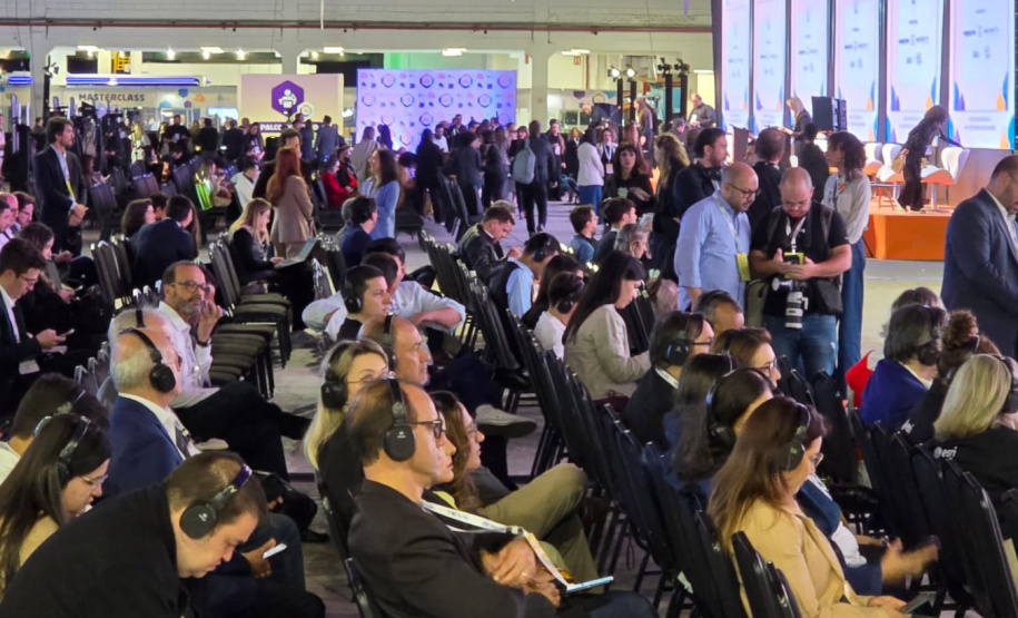 Governo do Estado mostra soluções urbanas paranaenses no Connected Smart Cities 2025