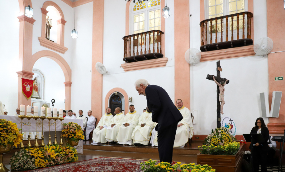 Piana participa da posse de Dom Paulo Alves Romão como bispo de Paranaguá, no Litoral