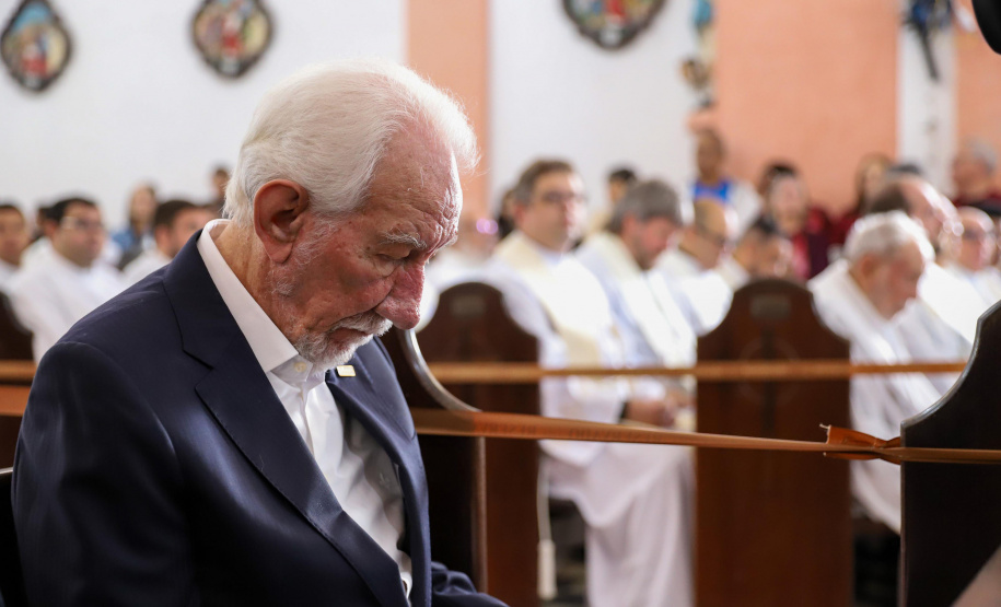 Piana participa da posse de Dom Paulo Alves Romão como bispo de Paranaguá, no Litoral