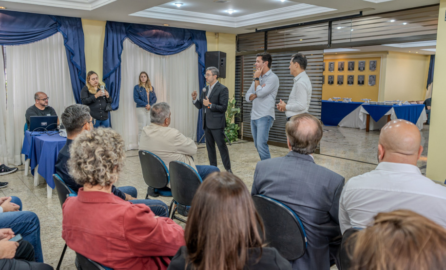 Governo do Estado anuncia duplicação da Avenida Atílio Fontana e boulevard em Paranaguá