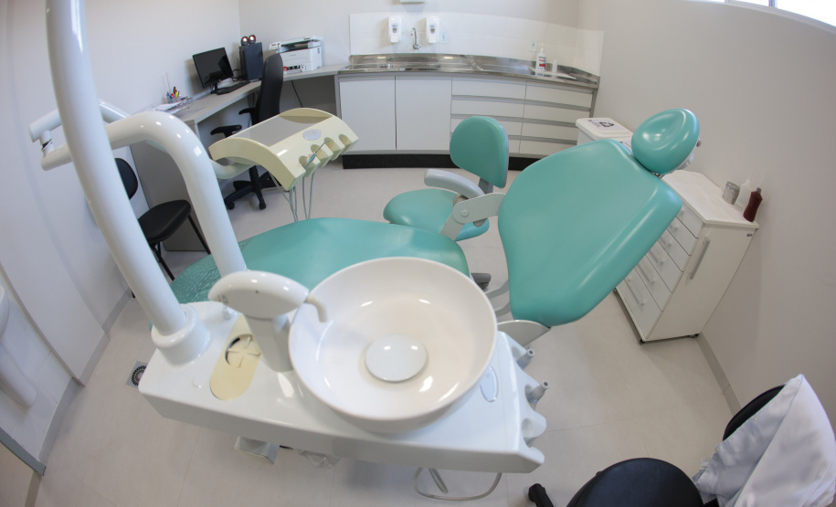 Governo do Paraná investe mais de R$ 74 milhões e leva Atenção Básica e Pronto Atendimento a 21 municípios