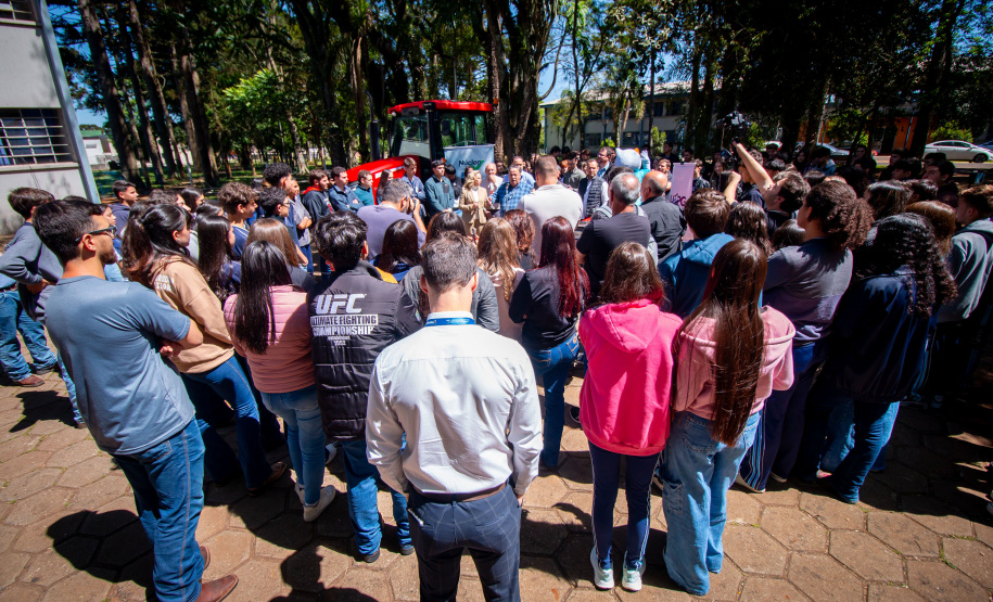 Governo do Estado entrega conversores de resíduos para 13 colégios agrícolas do Paraná