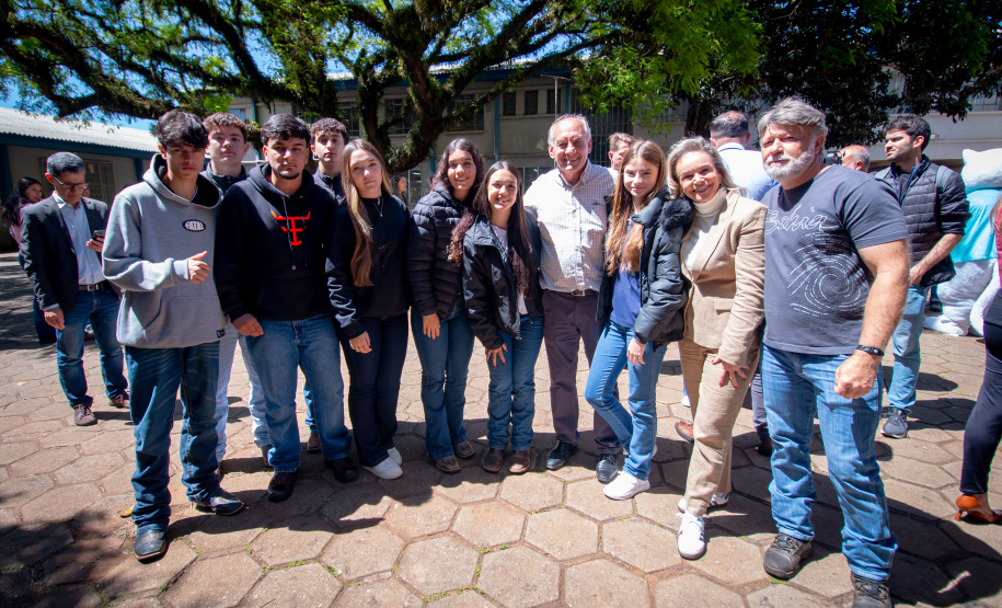 Governo do Estado entrega conversores de resíduos para 13 colégios agrícolas do Paraná