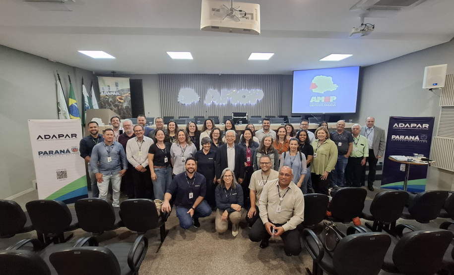 Lideranças reforçam importância da mobilização da Adapar no Oeste