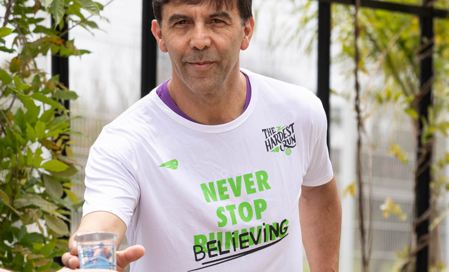 The Hardest Run  48 mil copos de água da Sanepar vão hidratar 16,2 mil corredores solidários em Curitiba