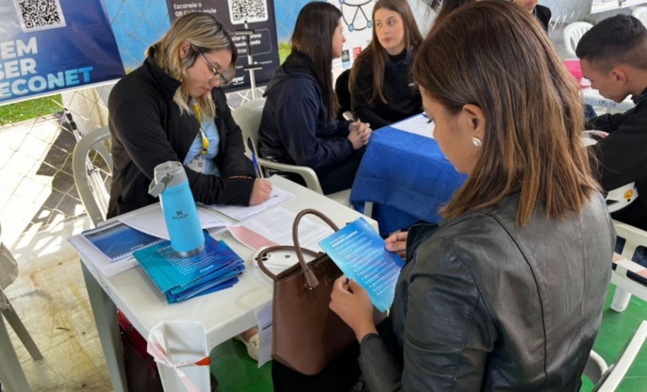 Mutirão de Emprego em Santa Felicidade reúne mais de 60 empresas e oferece mais de 4,7 mil vagas de emprego