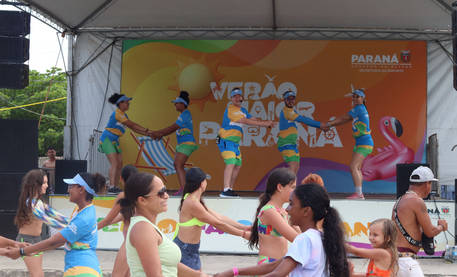 Governo do Estado abre inscrições para acadêmicos atuarem no Verão Maior Paraná 2025/2026