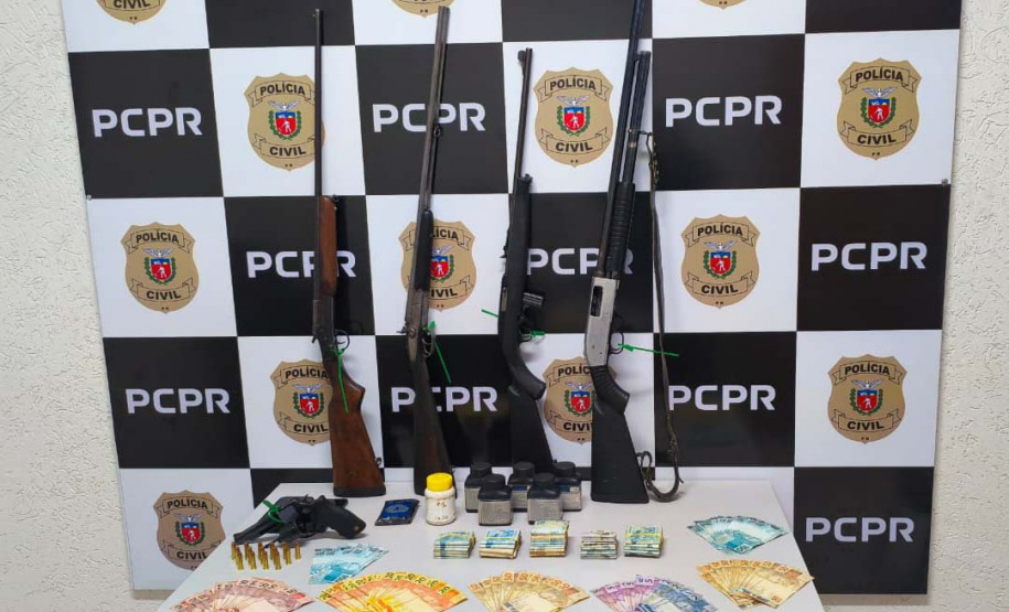 PCPR e PMPR prendem nove pessoas durante operação contra o tráfico de drogas na RMC