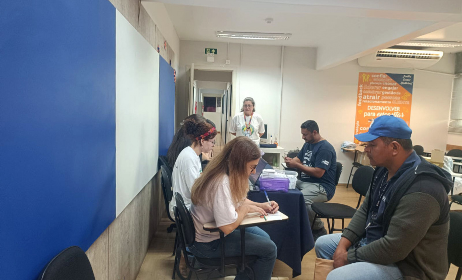 Paraná vacina caminhoneiros na Tríplice Fronteira para reforçar a prevenção contra o sarampo