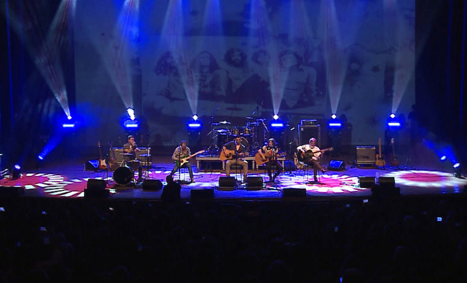 TV Paraná Turismo transmite show especial de 50 anos da Banda Blindagem