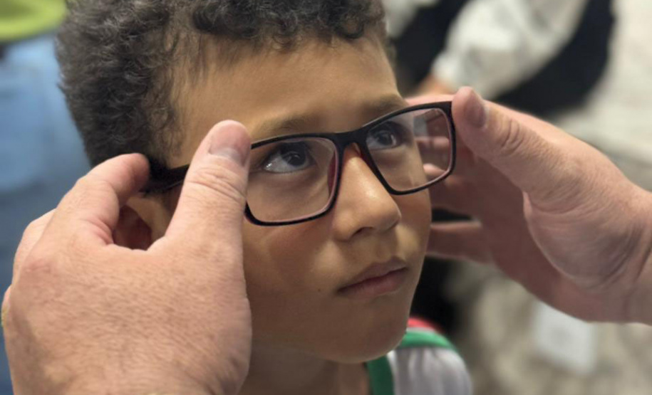Bons Olhos encerra primeira fase com mais de 8 mil óculos distribuídos em todo o Paraná