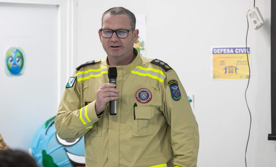 Curitiba, 14 de outubro de 2025 - Atividades da Semana de Redução de Riscos e Desastres do Brigadas Escolares na Escola Lucy Requião.