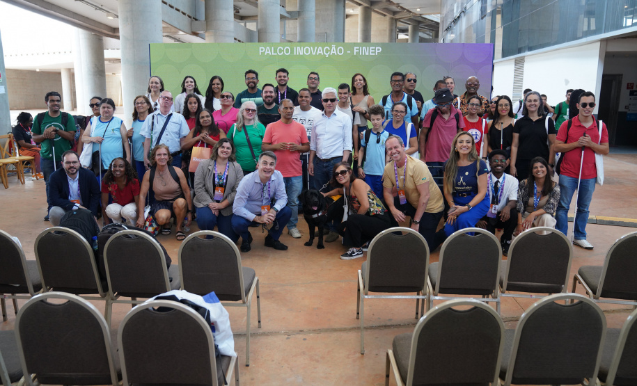 INOVAÇÃO: Estado premia 10 finalistas do Desafio de Inovação: Bengalas Inteligentes