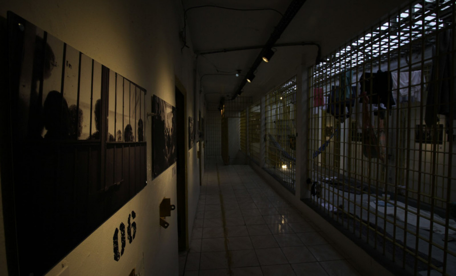 MIS-PR promove visitas guiadas em exposição sobre temática carcerária em outubro