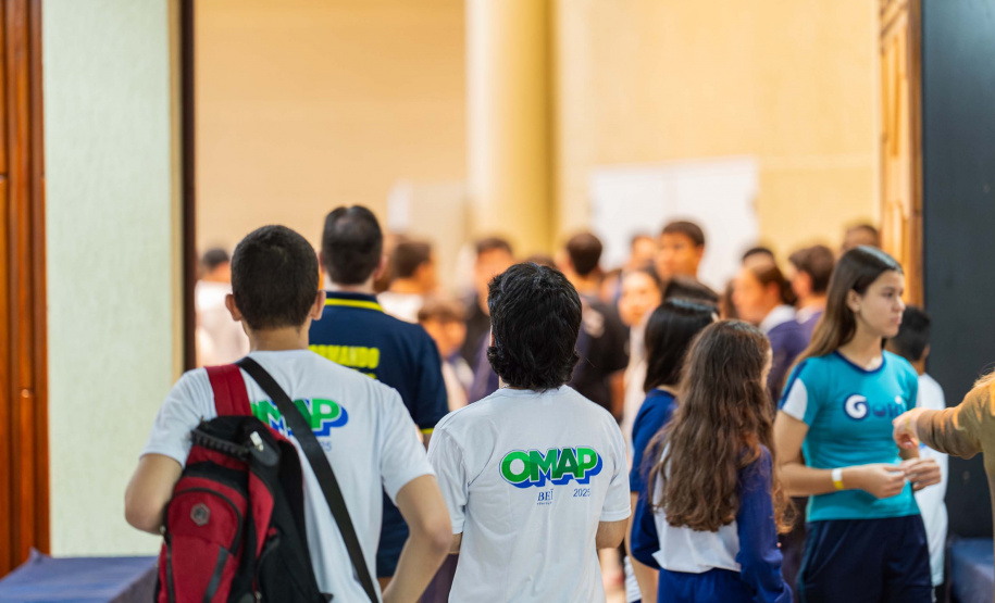 Alunos paranaenses participam de evento de imersão antes da OBM, em Foz