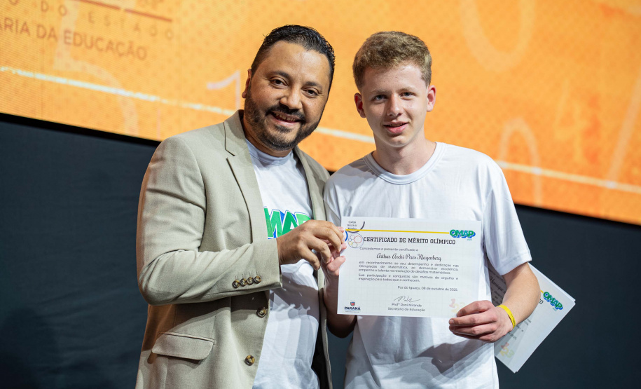 Alunos paranaenses participam de evento de imersão antes da OBM, em Foz