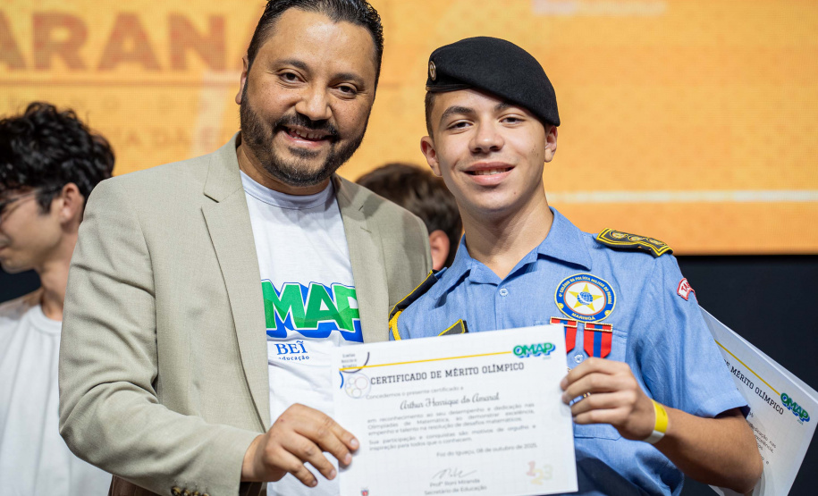 Alunos paranaenses participam de evento de imersão antes da OBM, em Foz