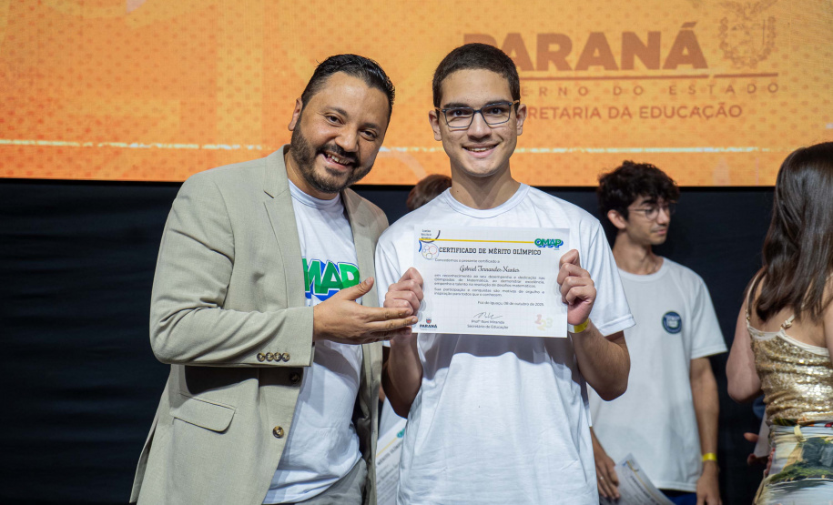 Alunos paranaenses participam de evento de imersão antes da OBM, em Foz