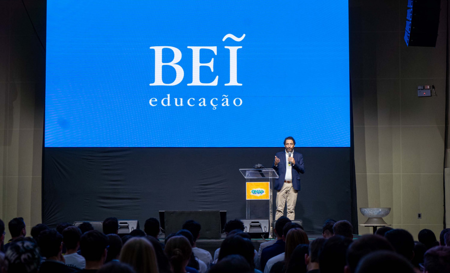 Alunos paranaenses participam de evento de imersão antes da OBM, em Foz