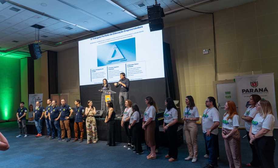 Alunos paranaenses participam de evento de imersão antes da OBM, em Foz