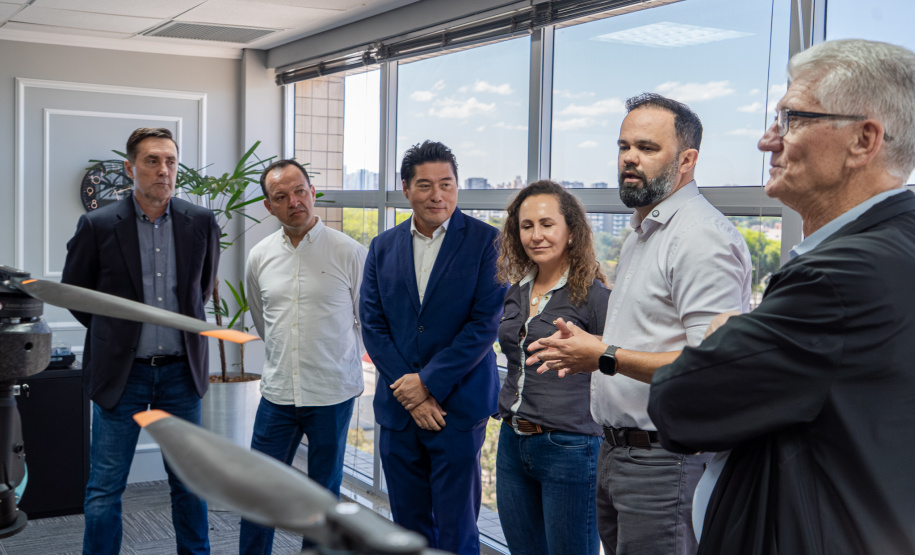Educação e tecnologia lado a lado: Colégio Agrícola de Guarapuava recebe drone por meio do programa Paraná Competitivo