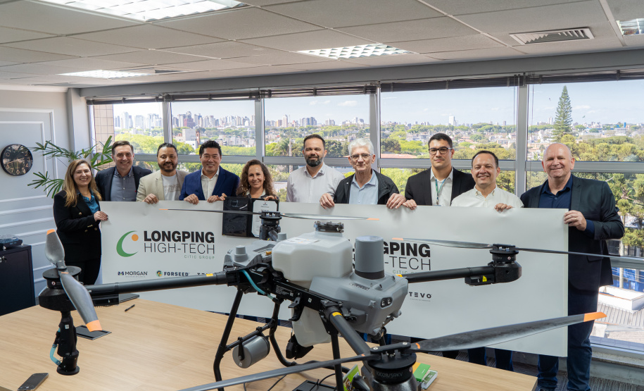 Educação e tecnologia lado a lado: Colégio Agrícola de Guarapuava recebe drone por meio do programa Paraná Competitivo